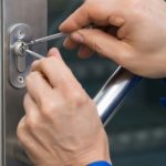 Emergency locksmith Service